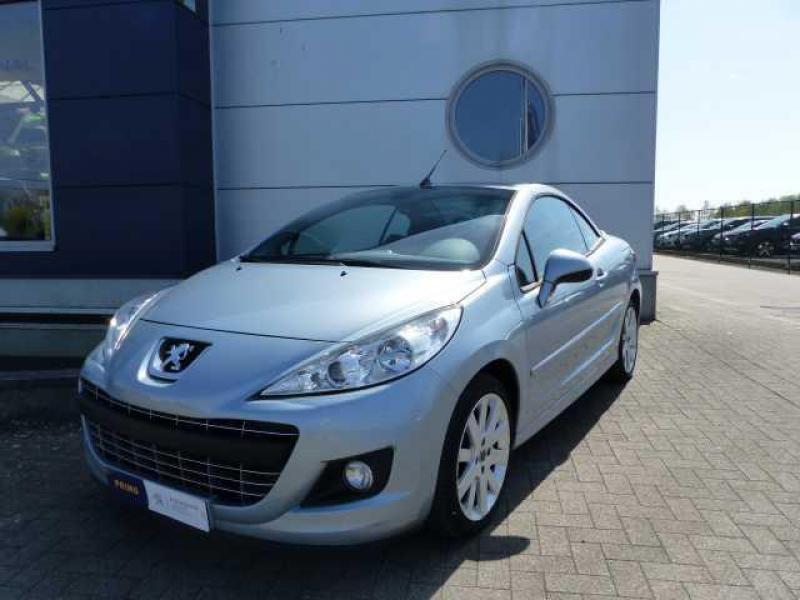 Peugeot 207 CC 1.6 VTI 16V SPORT Occasion Le Muy (Var) - n°5277281 - BRA83