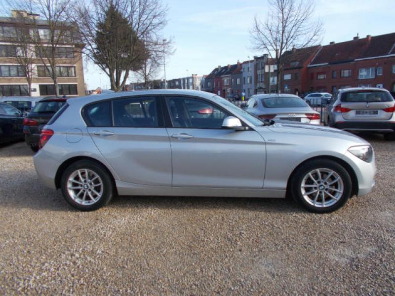 BMW 116 BMW 1 SERIES HATCH 1.5 116 DA SPORT Gris foncé d'occasion, moteur  Diesel et boite Automatique, 15.900 Km - 31.890 €