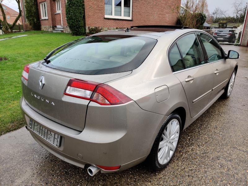 Renault Laguna III Initiale Paris 2.0 DCI 150cv 44799 Km